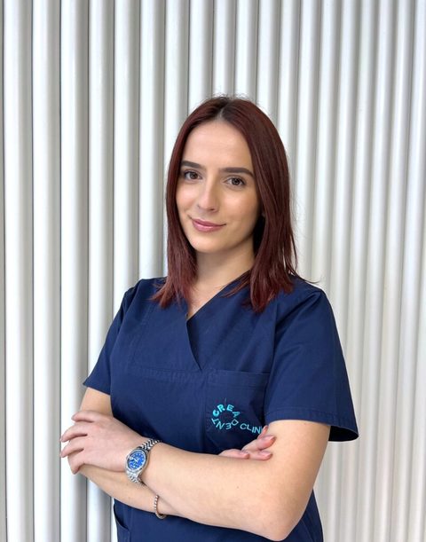 Dr.ssa Sonila Toçilla, Odontoiatra