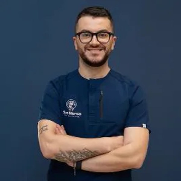 Dr. Erion Nuna - Direttore del dipartimento di odontoiatria