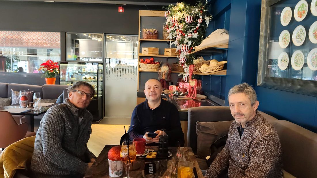 Gianluigi Leoni con il team romano