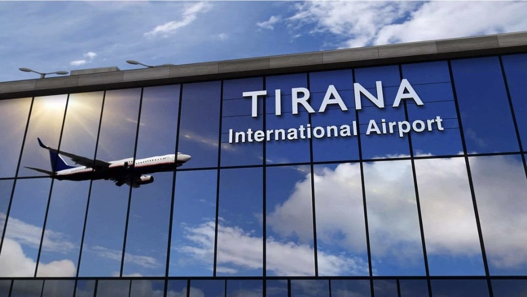 L'aeroporto internazionale di Tirana